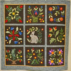 Rabbit Quilt Tdhwg and Home Decor