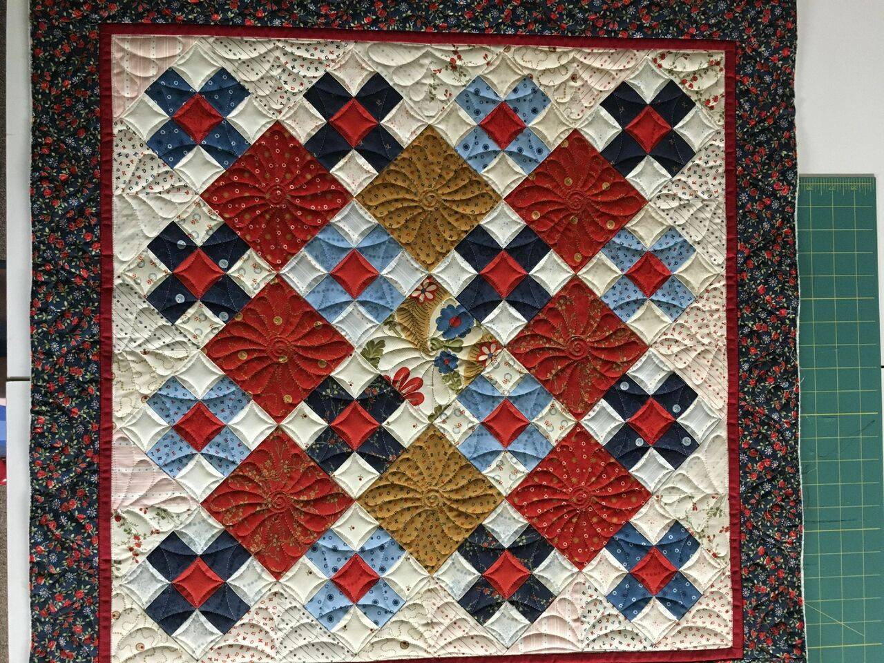 Red Daisy Quilt Tdhgu and Home Decor