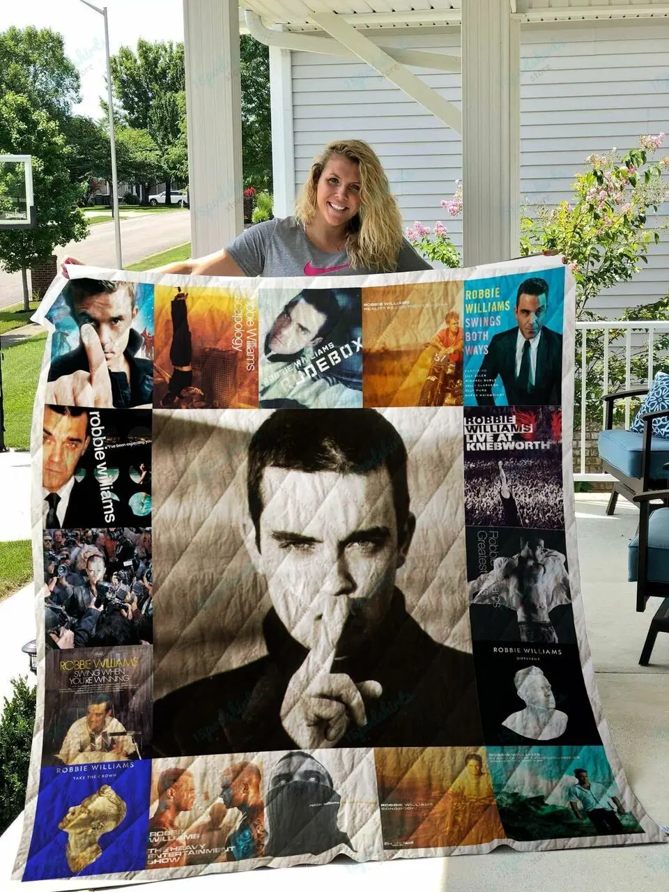 Robbie Williams Quilt Blanket For Fans and Home Decor