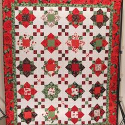 Rose Block Quilt Tdhil and Home Decor