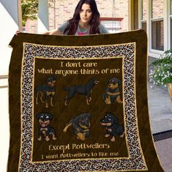 Rottweiler 09 Ndq0456 Quilt  Quilt and Home Decor