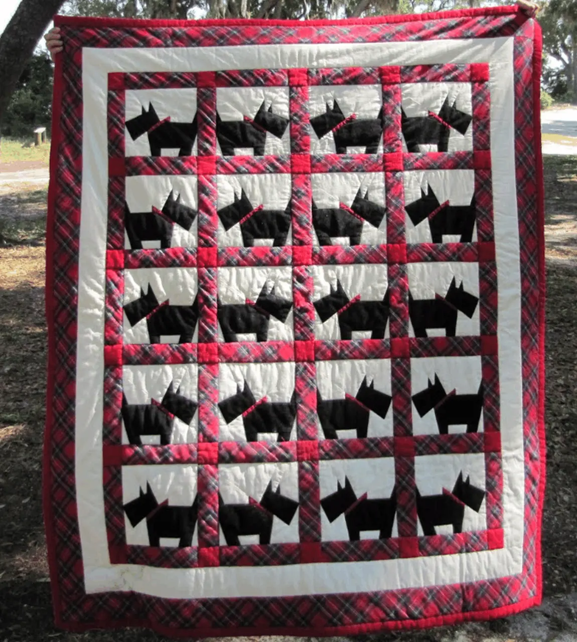 Scottie Dog Quilt Tdhwl and Home Decor