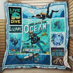 Scuba Diving And Into The Ocean I Go To Lose My Mind And Find My Soul Quilt Blanket Great Customized Blanket Gifts For Birthday Christmas Thanksgiving and Home Decor