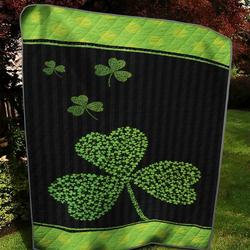 Shamrock Shake Dn Quilt Tdhnc and Home Decor
