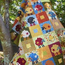 Sheep Quilt Tdhkp and Home Decor