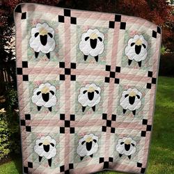 Sheep Quilt Tdhun and Home Decor