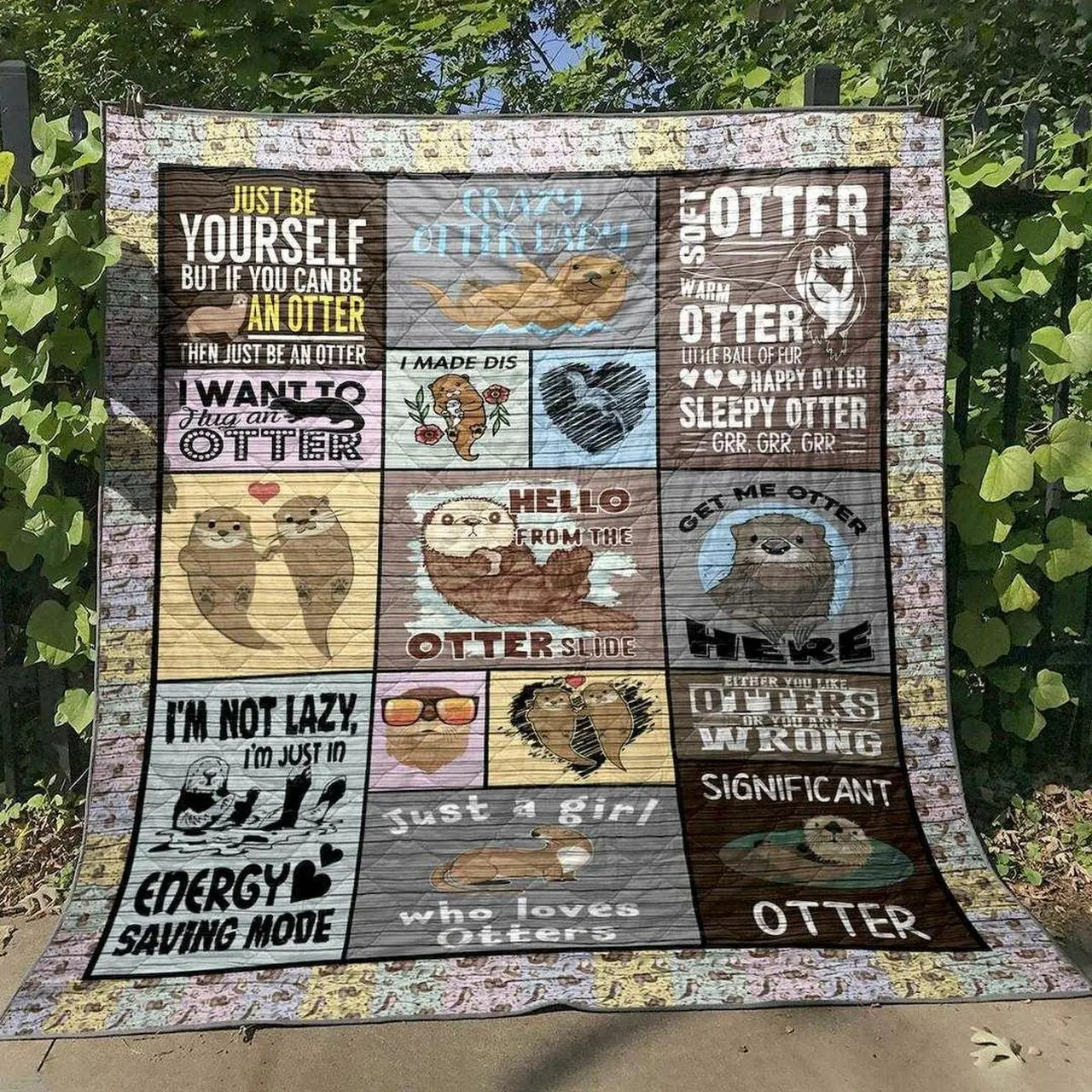 Significant Otter Cld1806111 Quilt Blanket and Home Decor