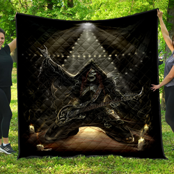 Skull Quilt  02457  Quilt and Home Decor