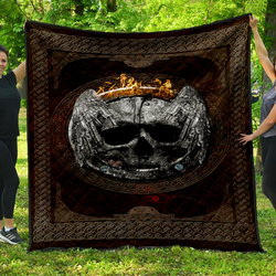 Skull Quilt  02510  Quilt and Home Decor
