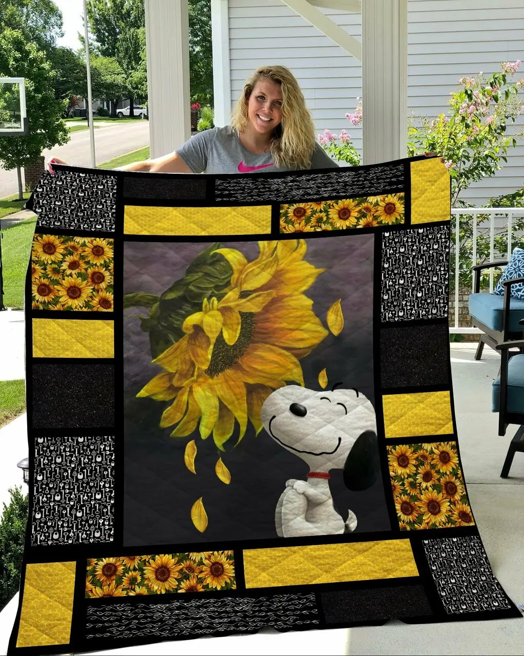 Snoopy Sunflower Quilt Blanket Great Customized Gifts For Birthday Christmas Thanksgiving Perfect Gifts For Sunflower Lover and Home Decor