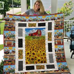 Sunflowers Farm Quilt  Quilt and Home Decor