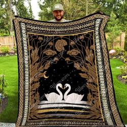 Swan Couple Washable Quilt P51 and Home Decor
