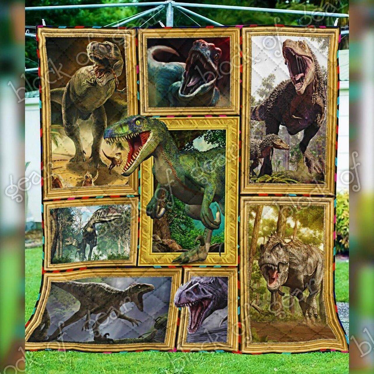 The Dinosaur Lover Ah Quilt Derqrs and Home Decor