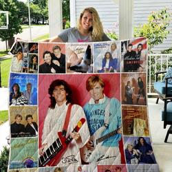 Tlmus Modern Talking Quilt Blanket Ver 2 and Home Decor