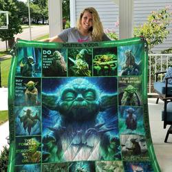 Tlmus Starw Master Yoda Quilt Blanket and Home Decor