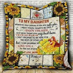 To My Daughter, Love, Mom Sunflower Hur Quilt dn and Home Decor