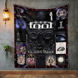 Tool Band Style 4 Quilt Blanket and Home Decor