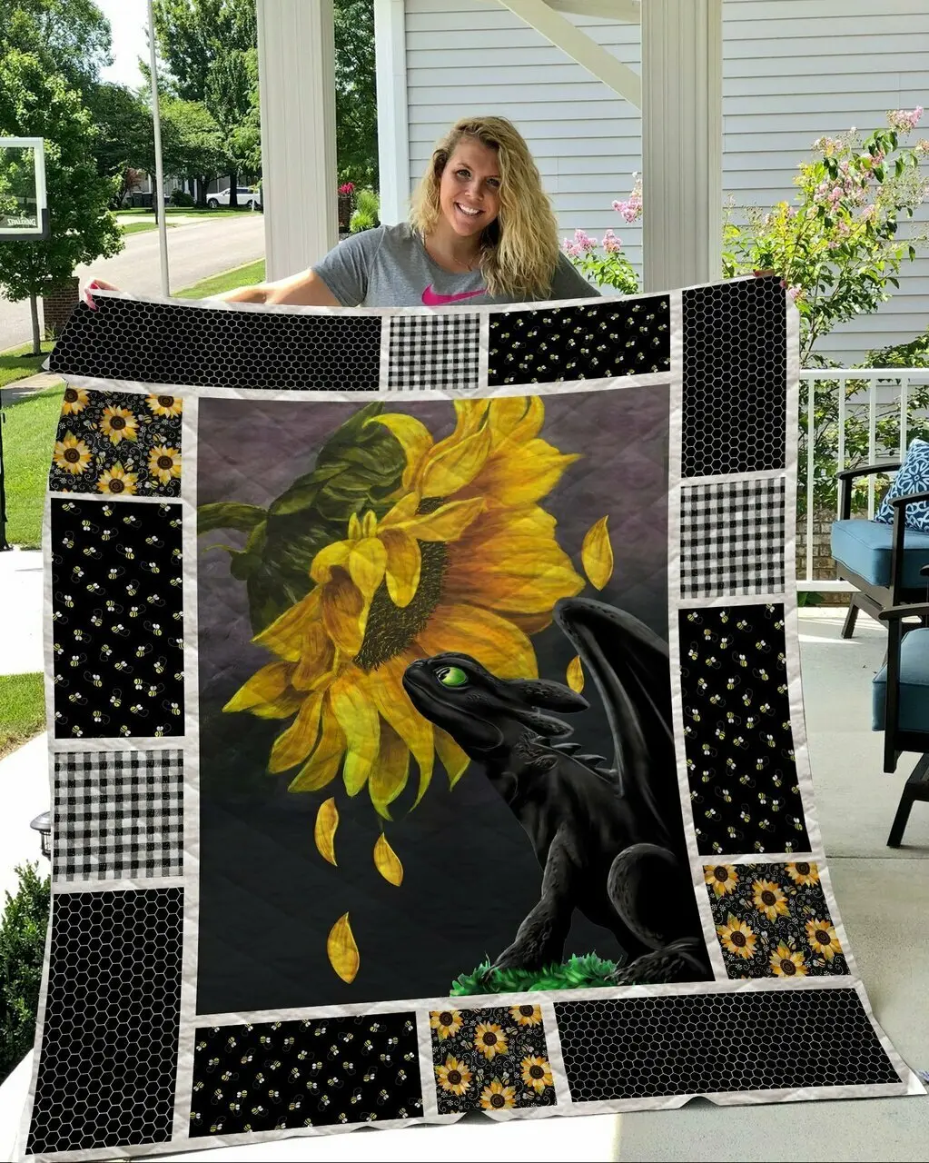 Toothless With Sunflowers Quilt Design By Exrain and Home Decor