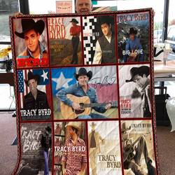 Tracy  Quilt  Quilt and Home Decor