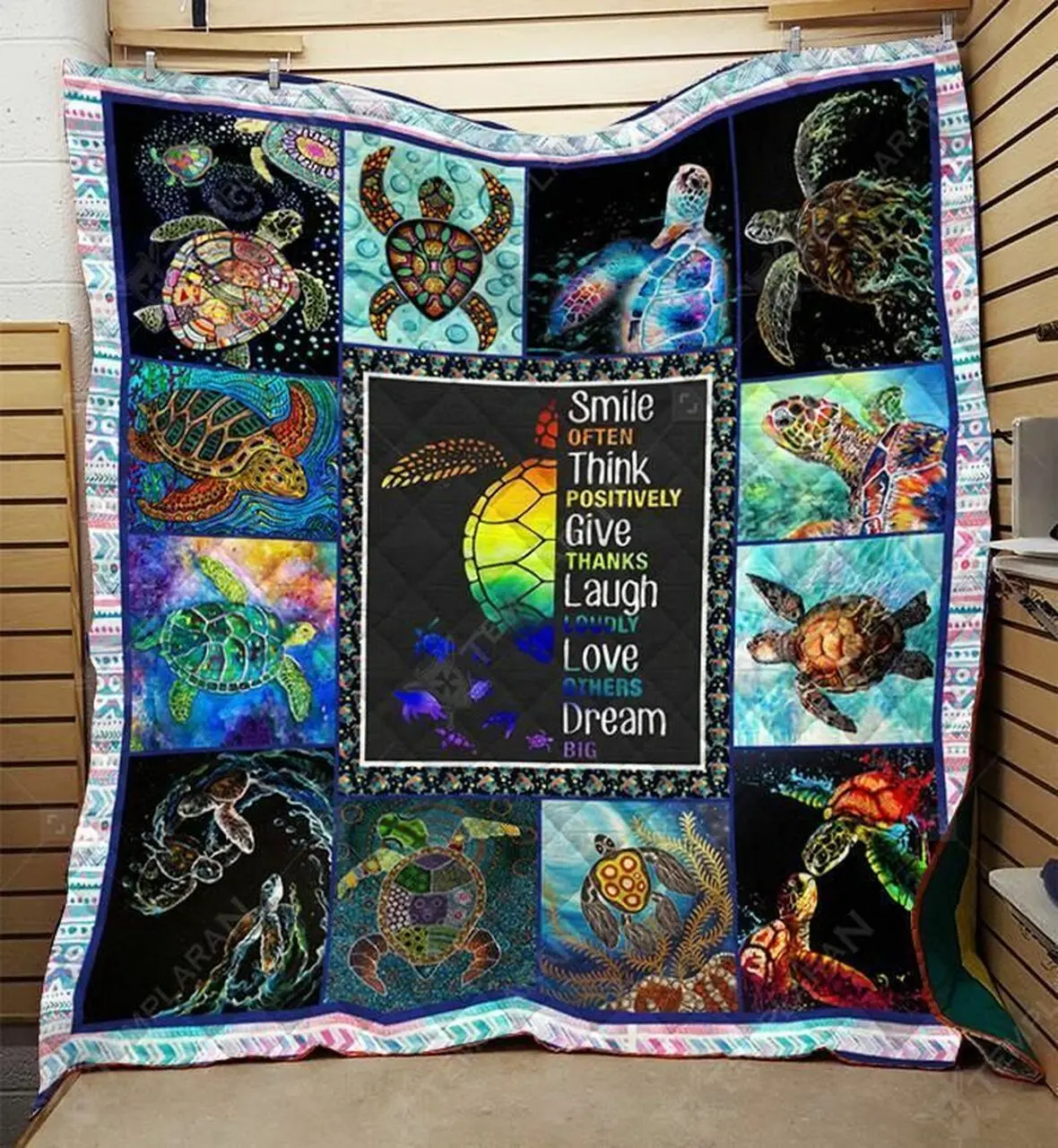 Turtle G Quilt Hm and Home Decor