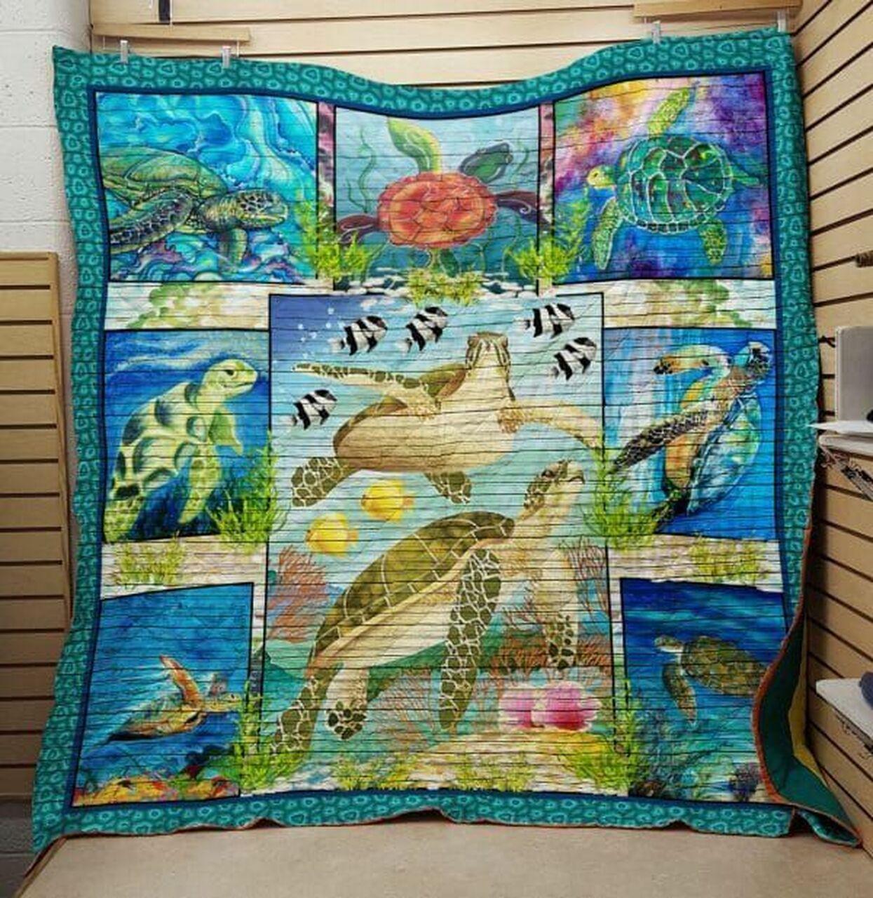 Turtle Vcb Quilt Derqag and Home Decor