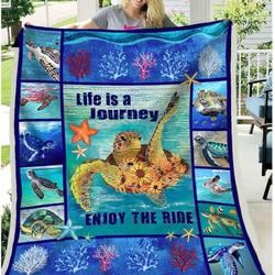 Turtle Vcb Quilt Derqkp and Home Decor