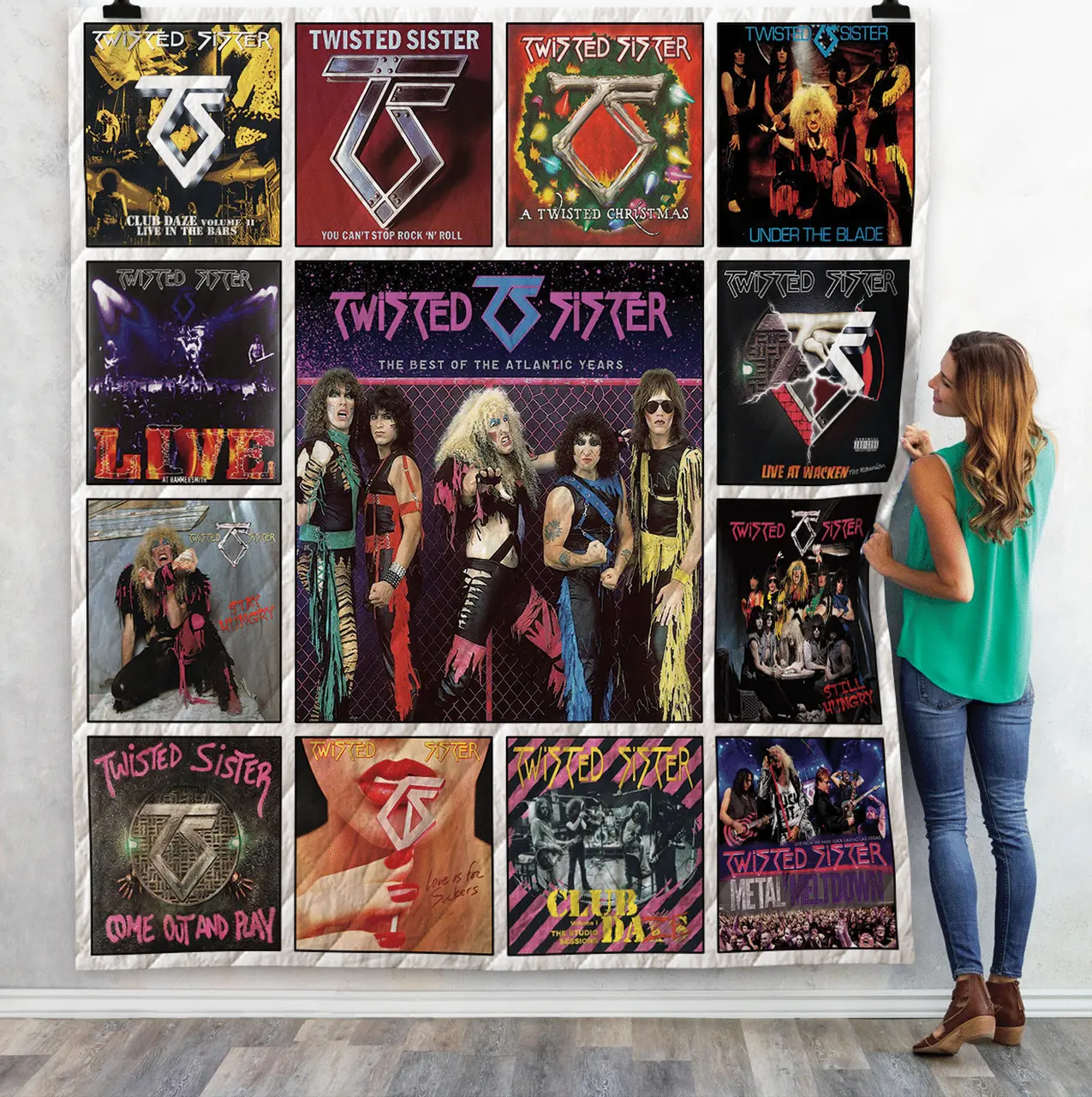 Twisted Sister Quilt Blanket 02 and Home Decor