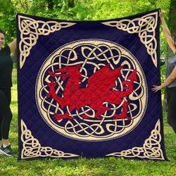 Wales Premium Welsh Dragon Qq Quilt Bevrad and Home Decor