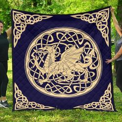 Wales Premium Welsh Dragon Qq Quilt Bevrsy and Home Decor