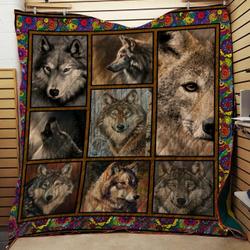 Wolf Chase Me Sc Quilt Derqdx and Home Decor