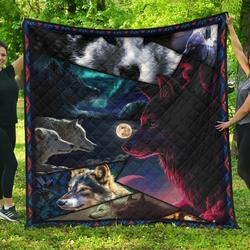 Wolf Fantastic Premium Quilt  Bn  Quilt and Home Decor