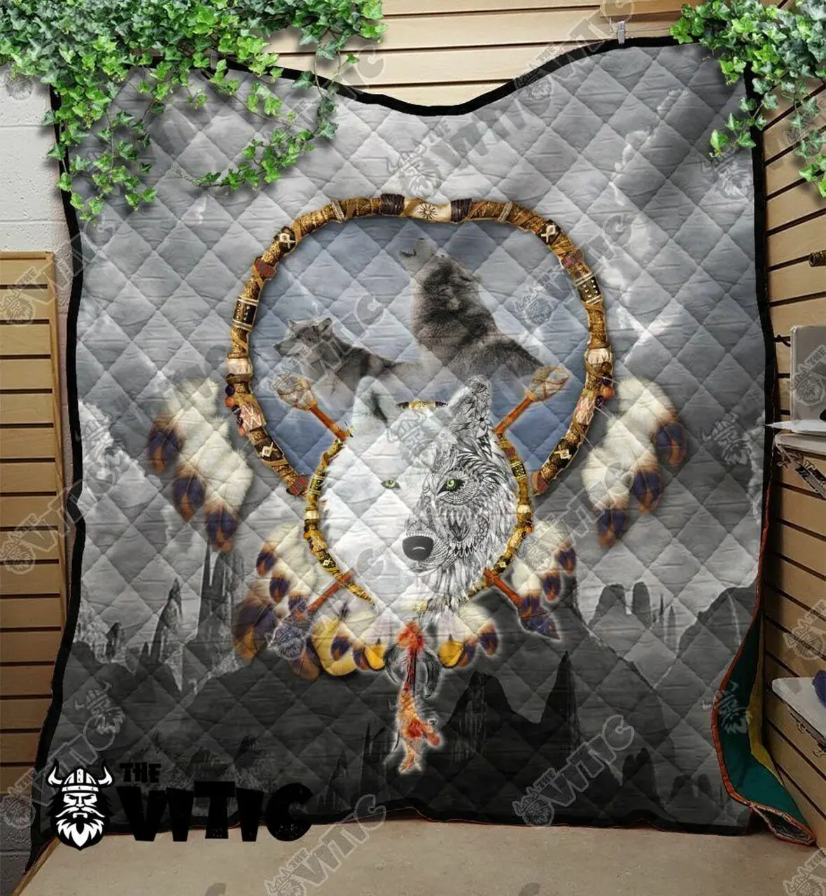 Wolf Quilt Blanket 3536 and Home Decor