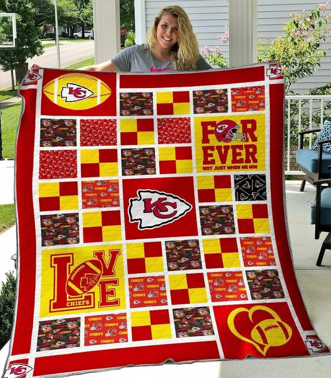 B030612 Quilt Blanket and Home Decor