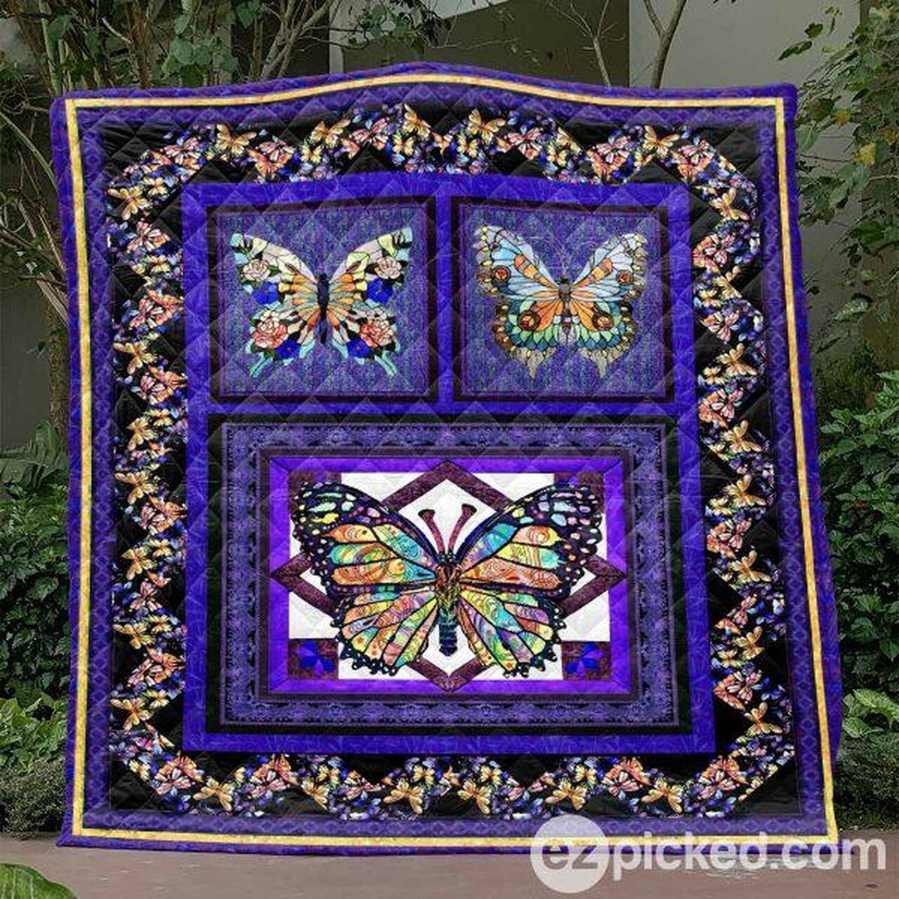 Beautiful Creatures Quilt Blanket Yld9 Quilt and Home Decor