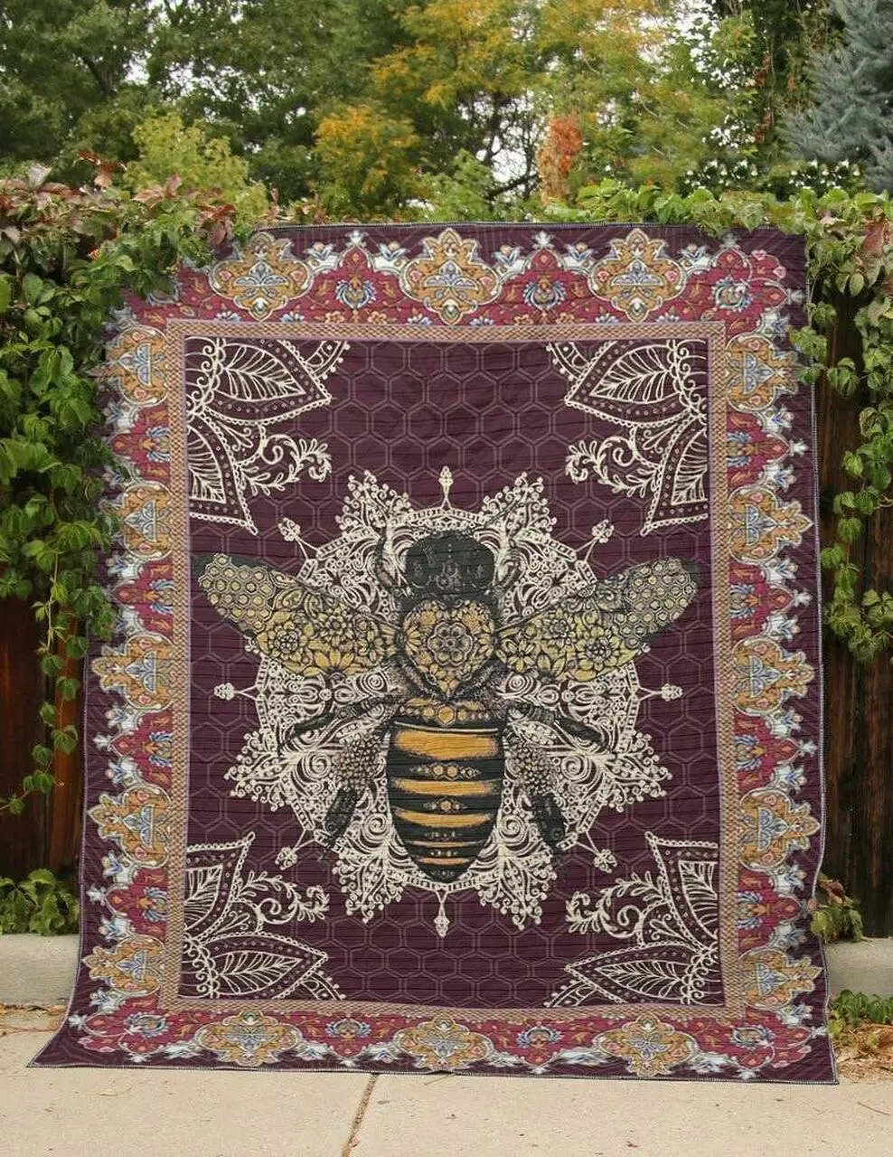Bee Vcb Quilt Derquq and Home Decor