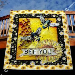 Bee You DHCDHC DT2210 Quilt Blanket and Home Decor