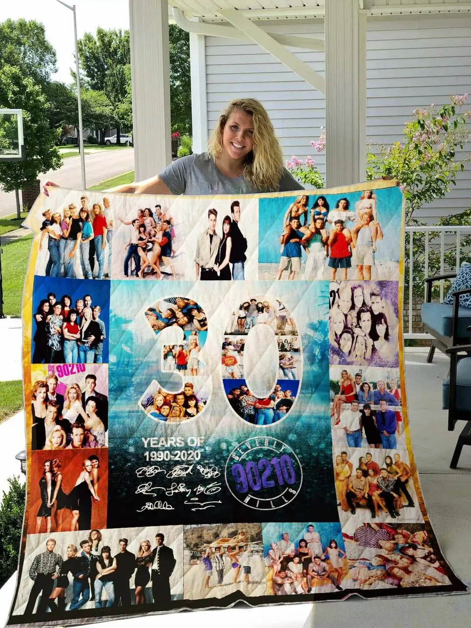Beverly Hills, 90210 Quilt Blanket and Home Decor