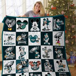 Bl - Pe Dn Quilt Blanket and Home Decor