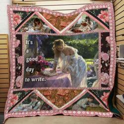 Books: ItS A Good Day To Write Quilt and Home Decor