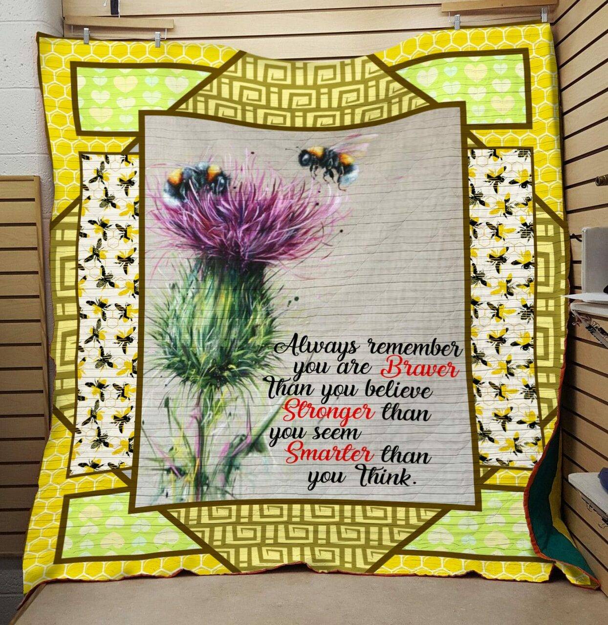 Braver Bee Quilt and Home Decor