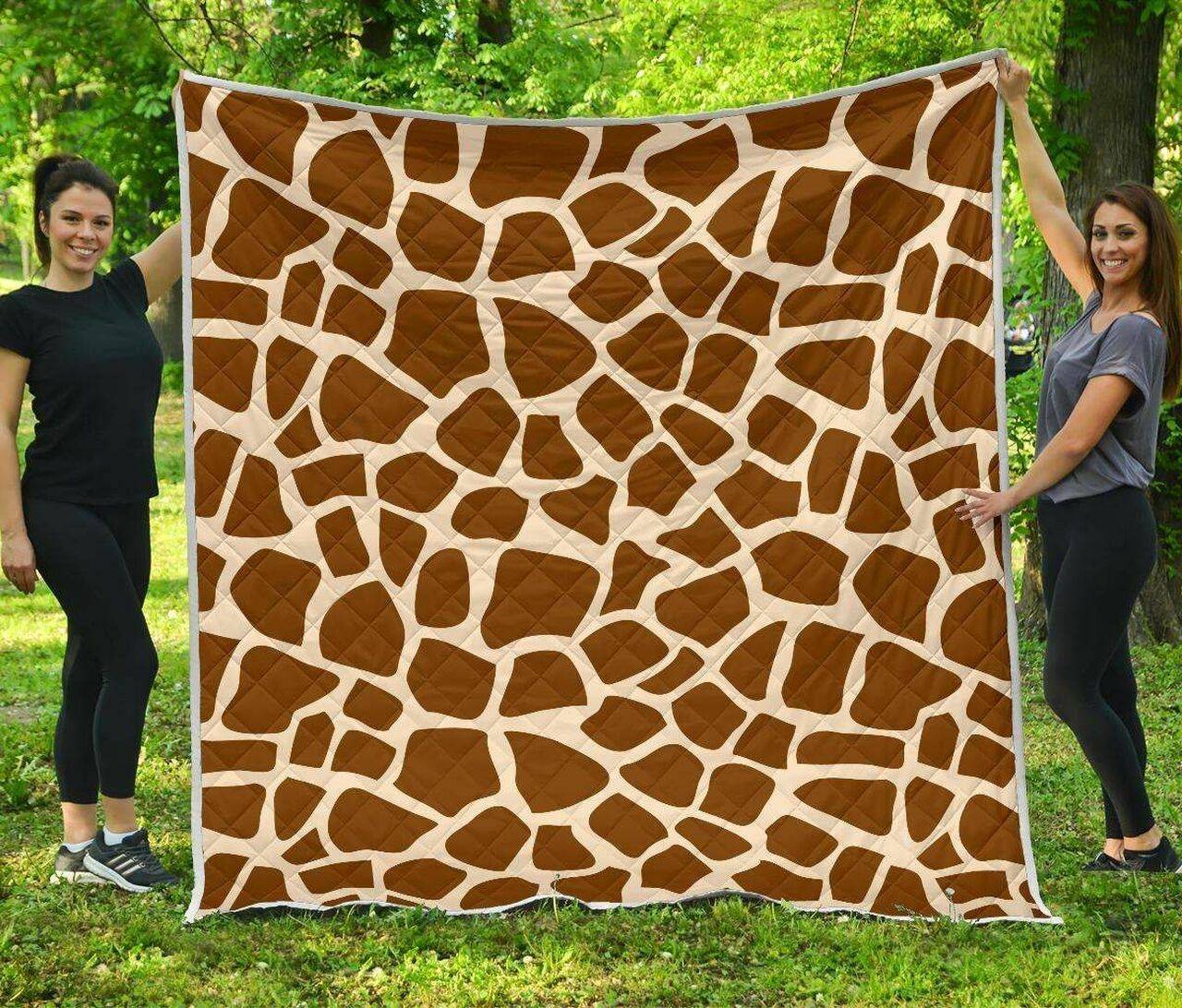 Brown Giraffe Cl17100163Mdq Quilt Blanket and Home Decor