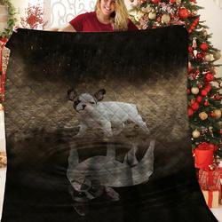 Bulldog Jfj Quilt Wt and Home Decor