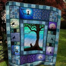 Cat Sit Under The Tree Quilt Blanket  Quilt and Home Decor
