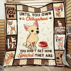 Chihuahua Dog Quilt Pjz and Home Decor