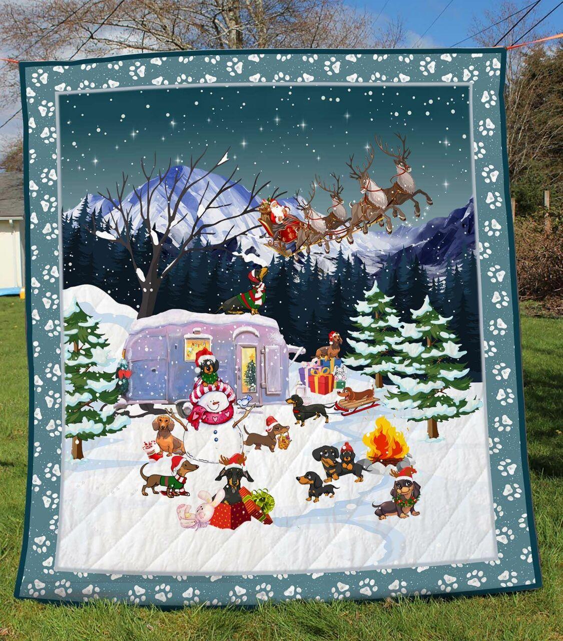 Christmas Dachshund Cla0312541Q Quilt Blanket and Home Decor