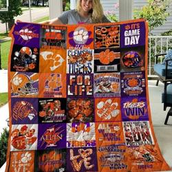 Clemson Tigers Football Quilt Blanket Great Customized Gifts For Birthday Christmas Thanksgiving Perfect Gifts For American Football Lover and Home Decor