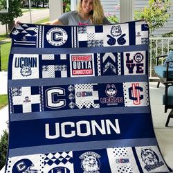 Cnhk B310716 Connecticut Huskies Quilt Blanket  Quilt and Home Decor