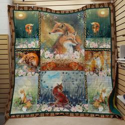 Couple Fox Quilt and Home Decor