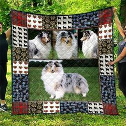 Cute Rough Collie Pets Dog On The Green Grass Quilt Blanket Great Customized Blanket Gifts For Birthday Christmas Thanksgiving and Home Decor