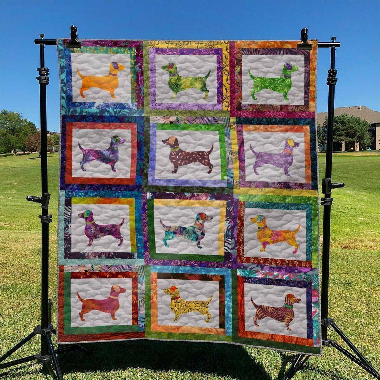Dachshund DHCCNA0909 Quilt Blanket and Home Decor